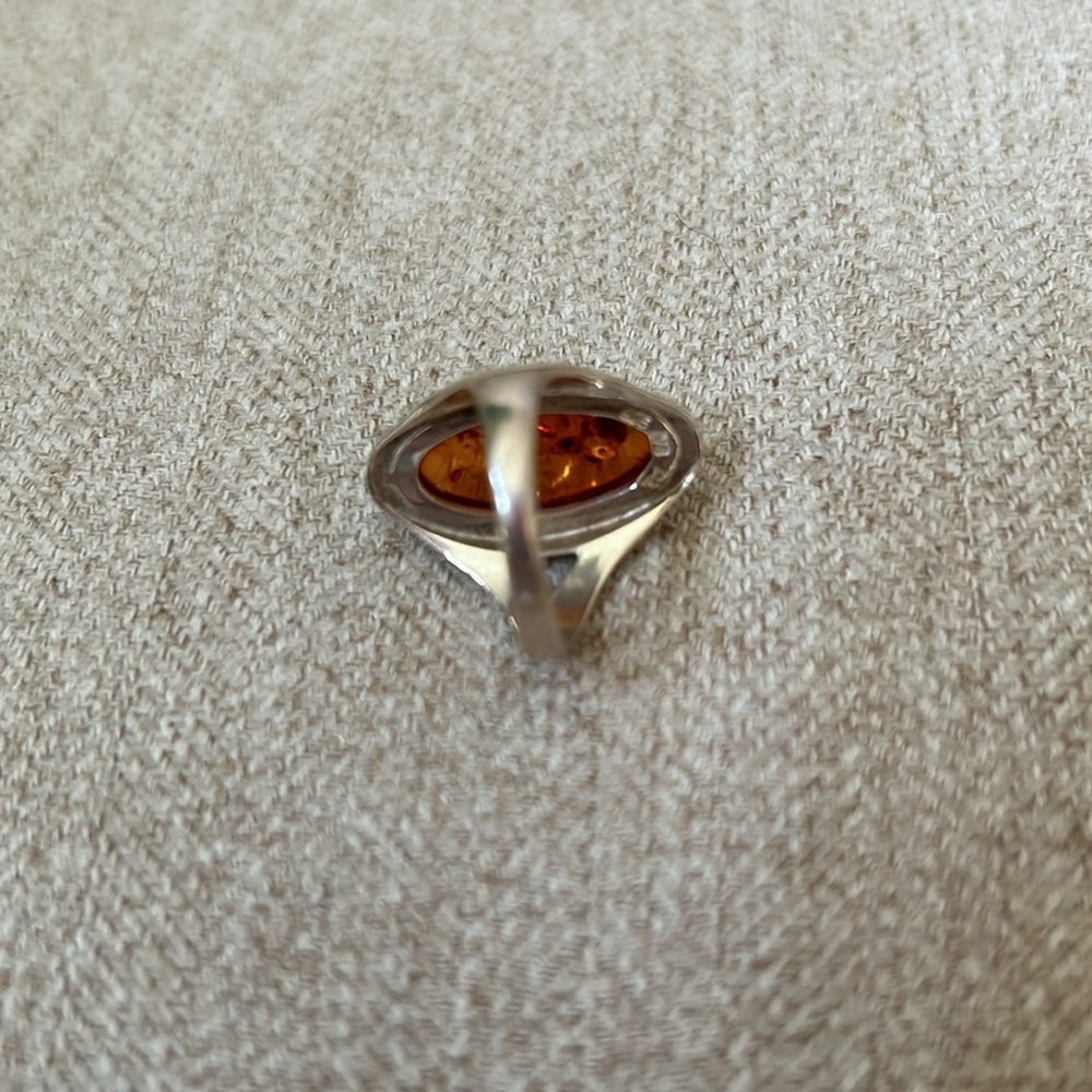 Beautiful amber ring - Picture 3 of 4